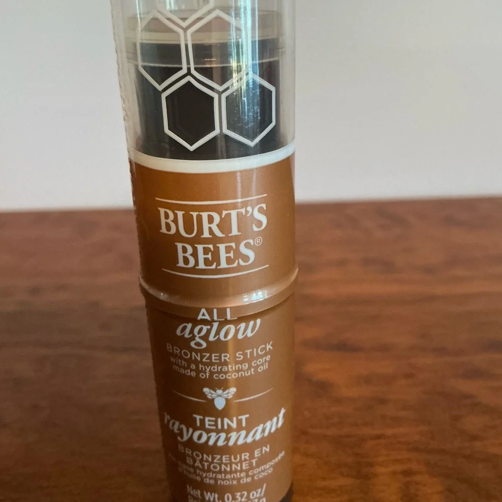 Burt’s Bees Bronzer Stick & Sleep Mask